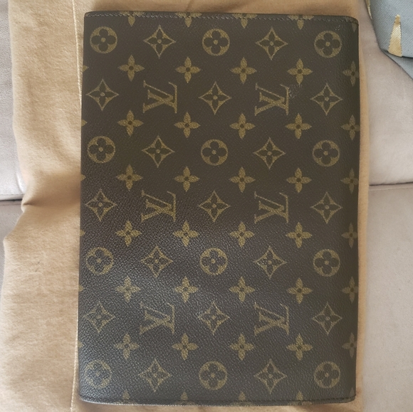 Louis Vuitton Vintage Lena Clutch - Picture 7 of 9